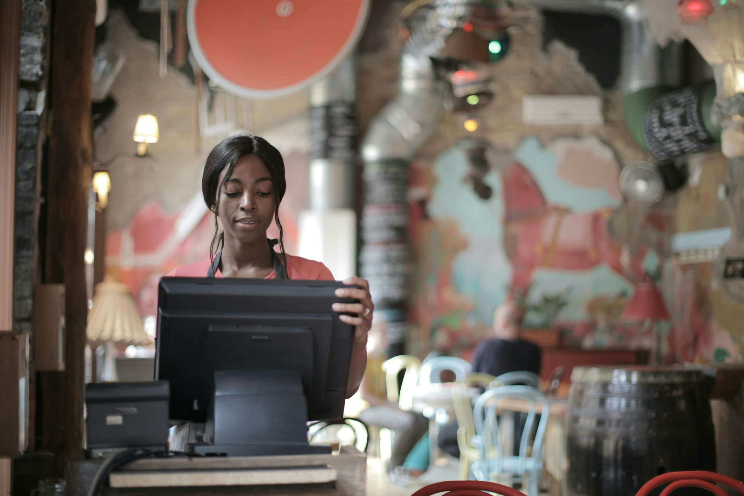 This is just a visual representation for the blog: Contactless Dining: Transform Your Restaurant